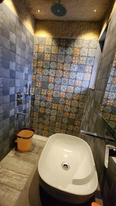 Revanta Studio Flat Колхапур Екстер'єр фото